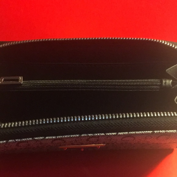 Guess Signature G Monogram Triangle Logo Grey Gray & Black Womens Wallet - Picture 8 of 13